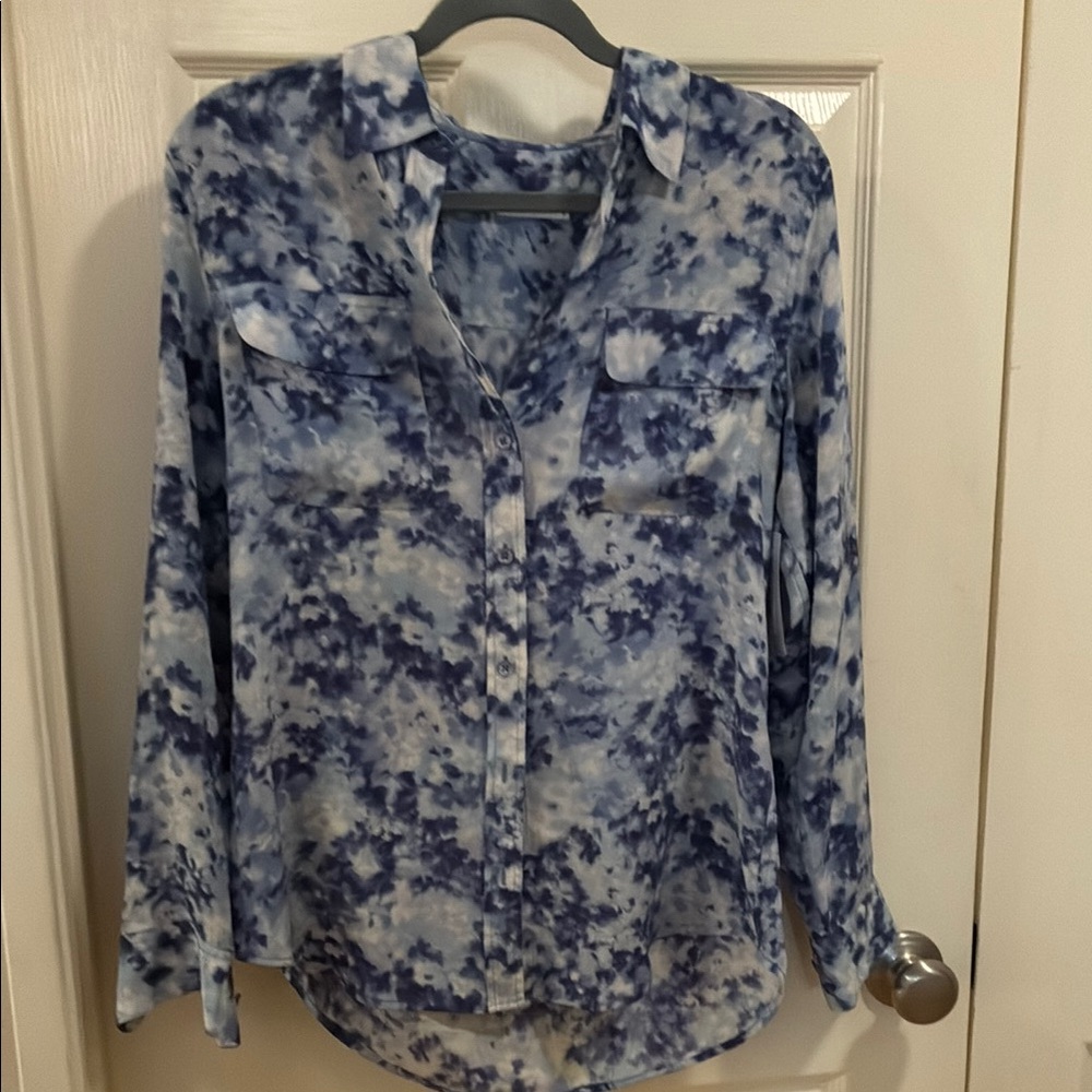 Silk Equipment Blouse Cloud/ Sky Pattern NWT M